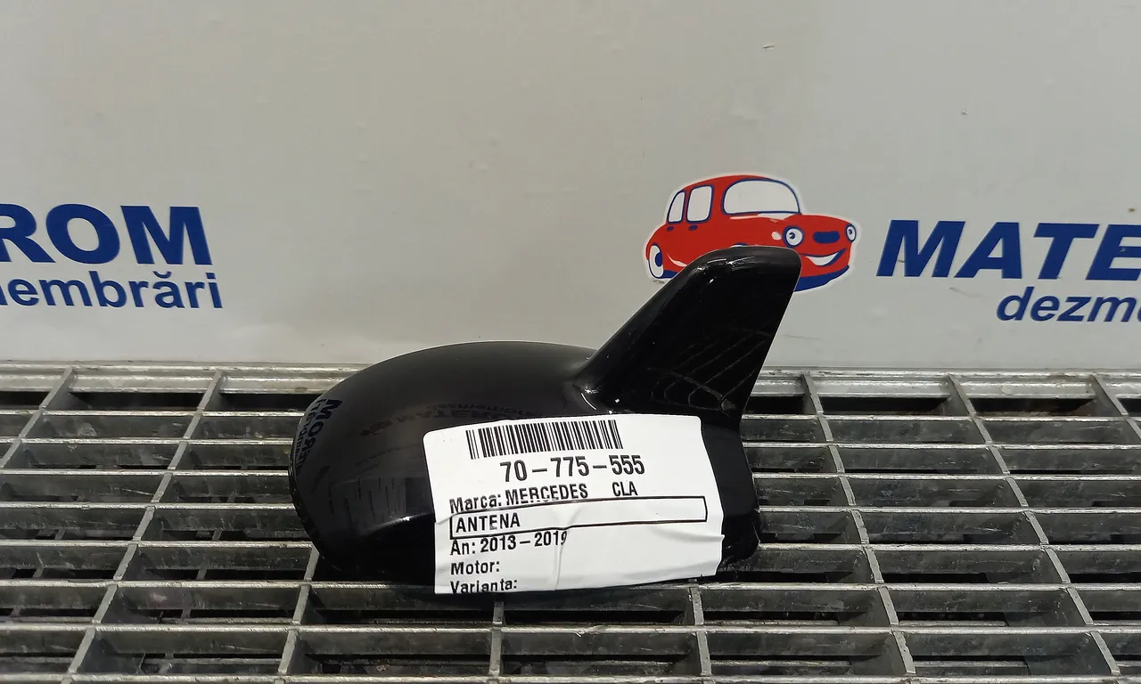 ANTENA MERCEDES CLA 2013-2019