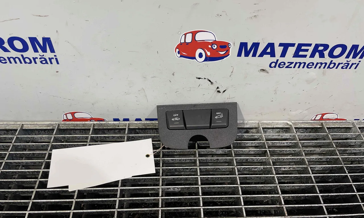 INTRERUPATOR ALARMA MERCEDES CLA 2013-2019