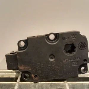 MOTORAS CLAPETA INCALZIRE