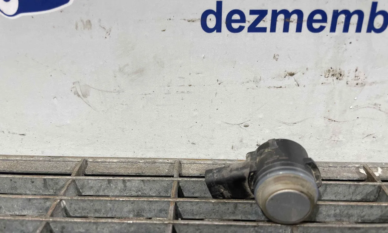 SENZOR PARCARE FATA MERCEDES CLA 2013-2019