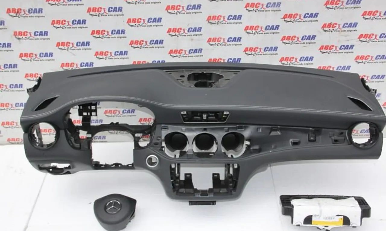 Plansa bord cu airbag sofer si pasager MERCEDES CLA 2013-2019
