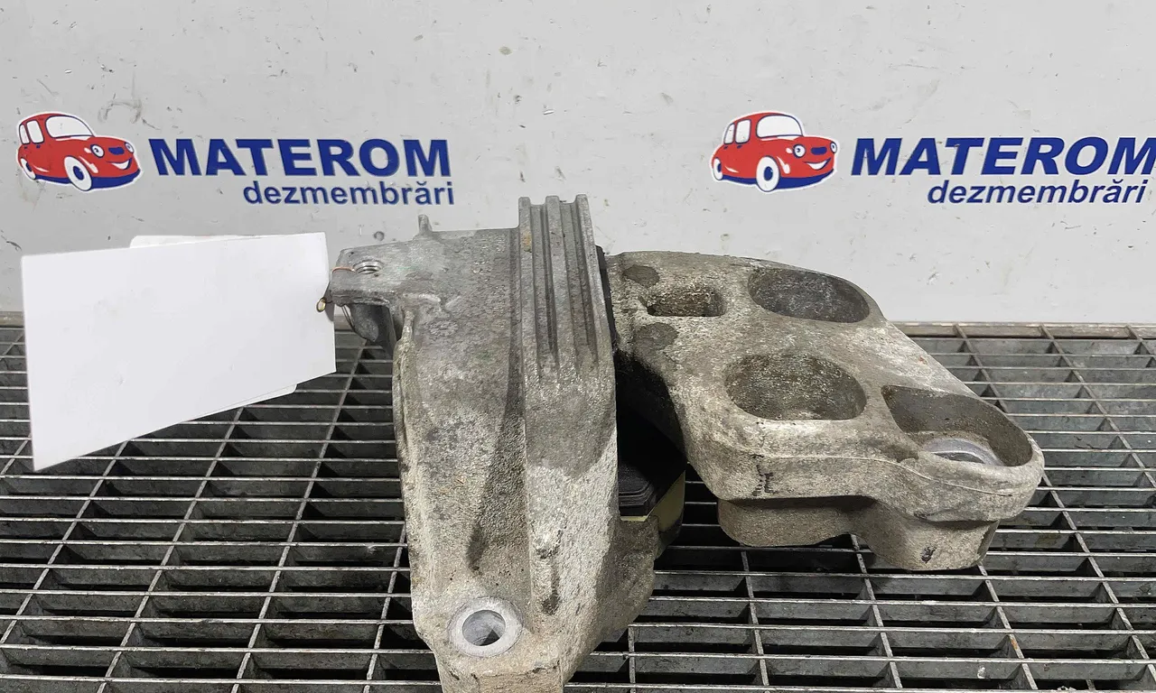 TAMPON MOTOR MERCEDES CLA 2013-2019