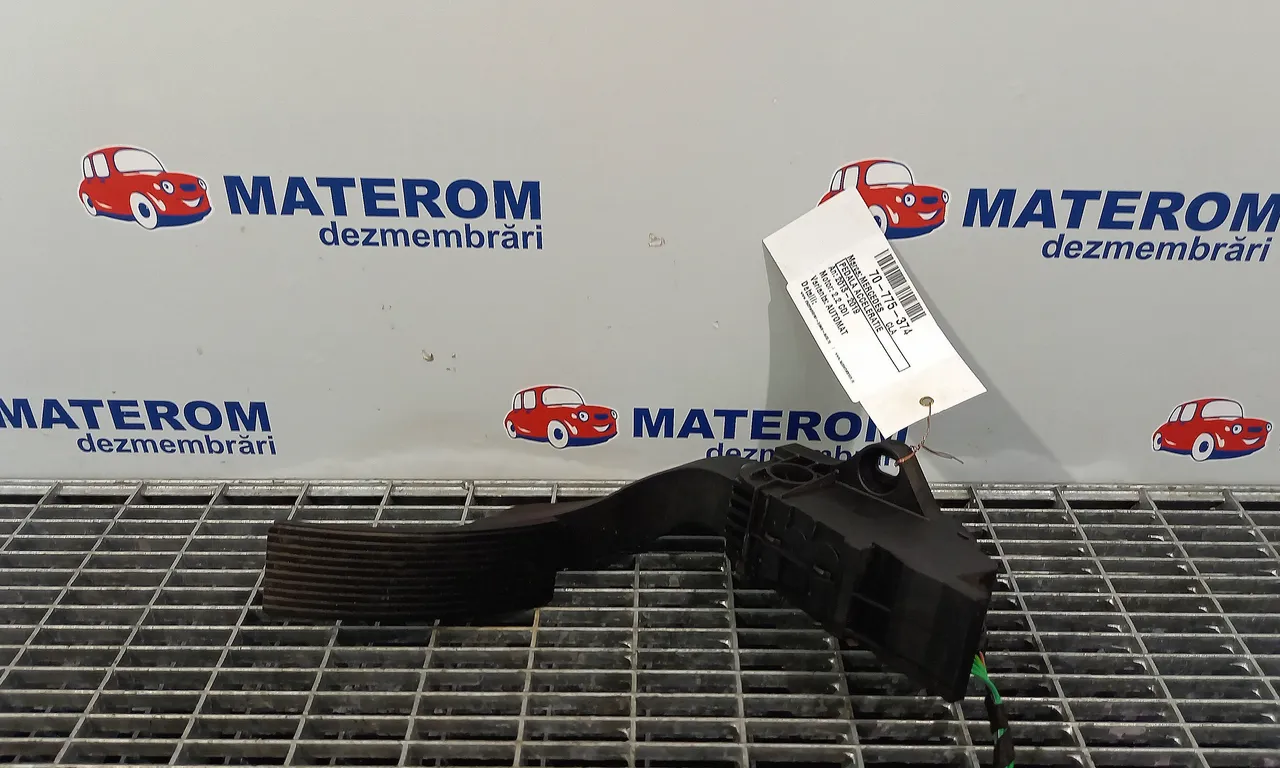 PEDALA ACCELERATIE MERCEDES CLA 2013-2019