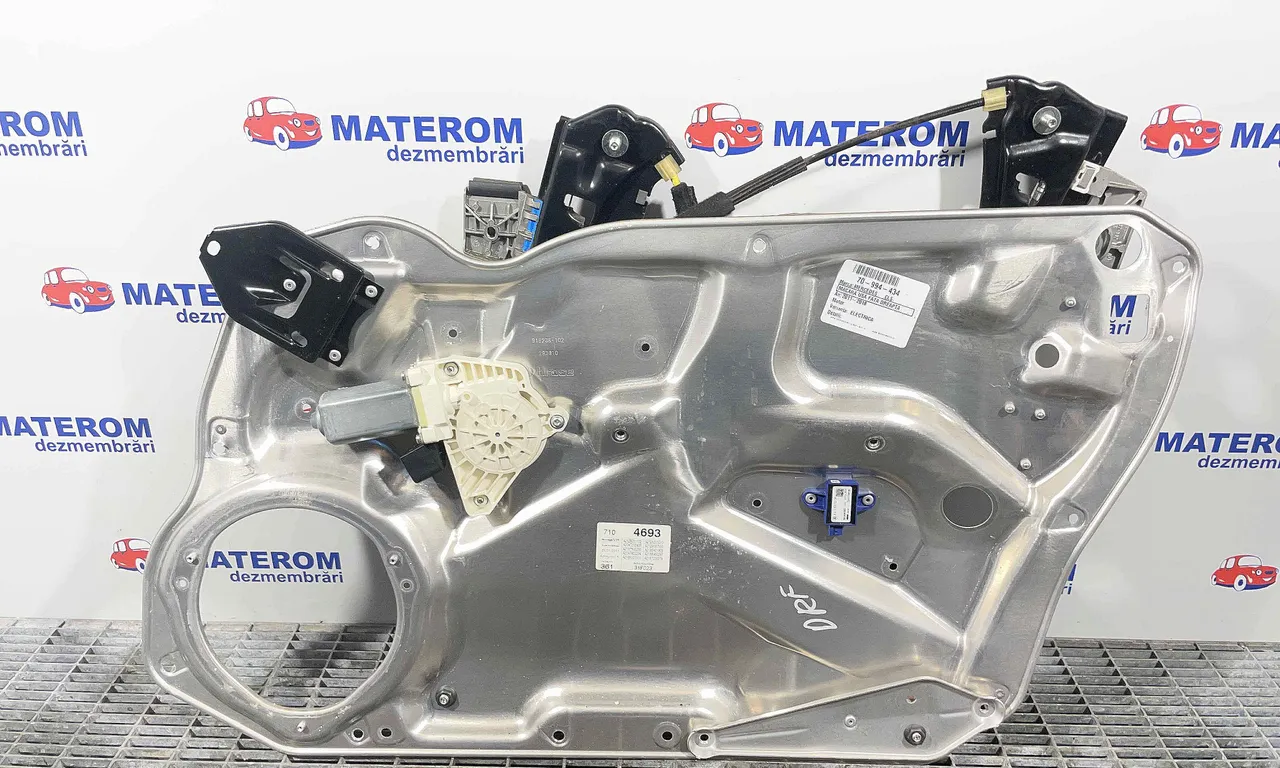 MACARA USA FATA DREAPTA MERCEDES CLS 2011-2017