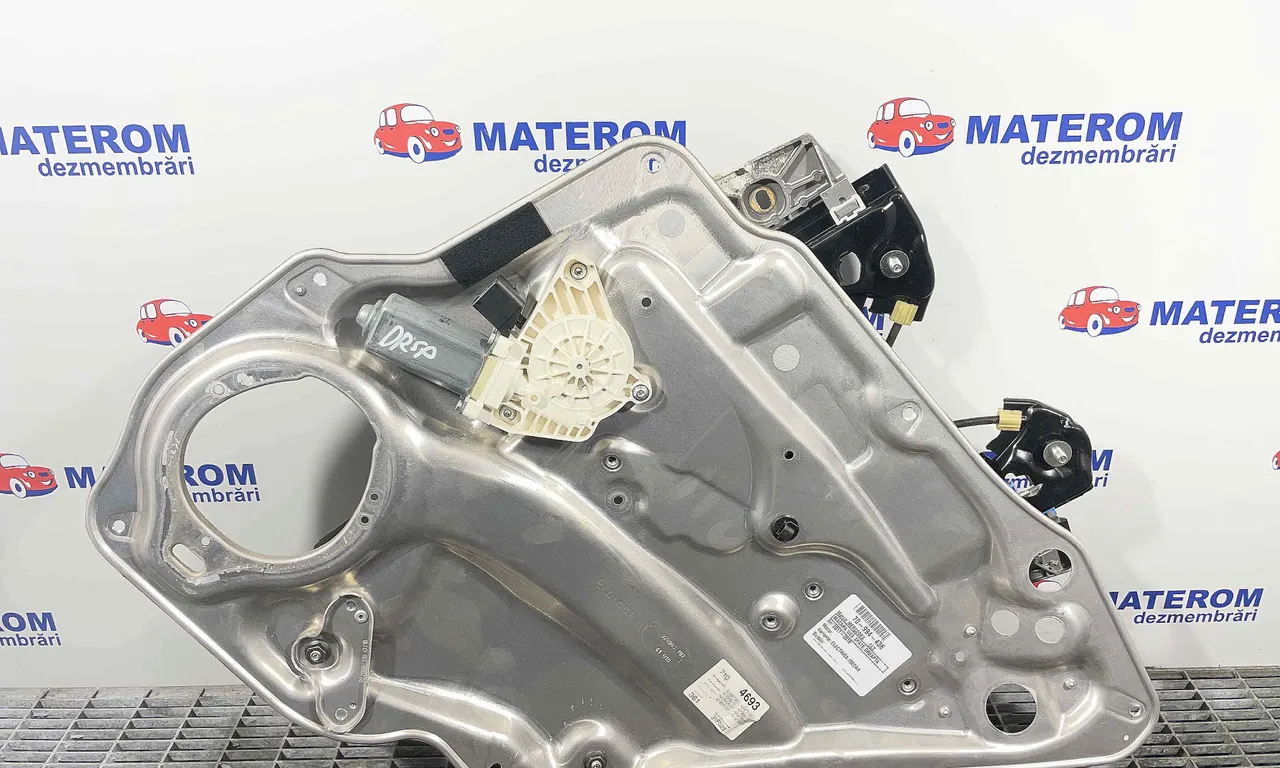 MACARA USA SPATE DREAPTA MERCEDES CLS 2011-2017