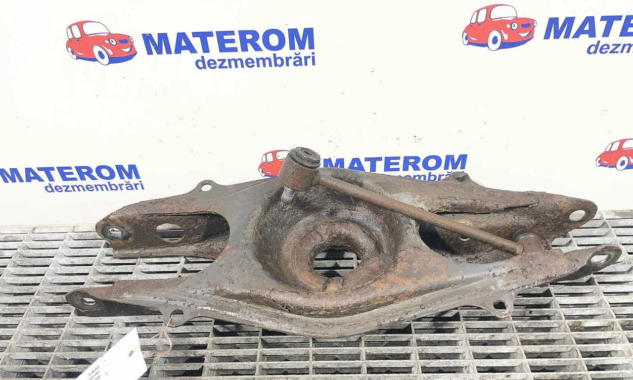 BRAT SPATE INFERIOR STANGA MERCEDES CLS 2011-2017