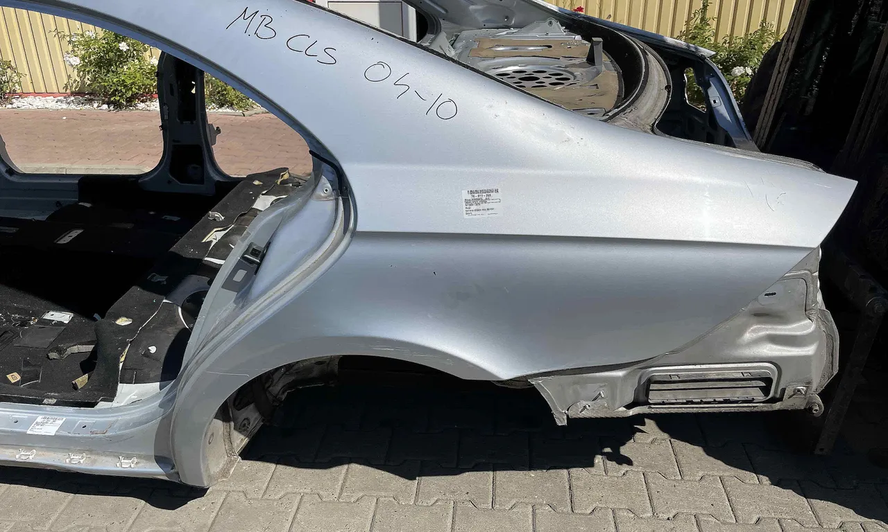 ARIPA SPATE STANGA MERCEDES CLS 2004-2011