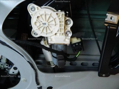 Macara geam dreapta spate MERCEDES CLS 2004-2011, vedere frontata