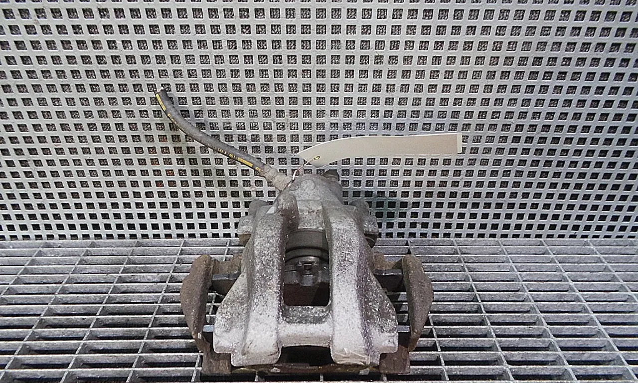 ETRIER SPATE STANGA MERCEDES CLS 2004-2011