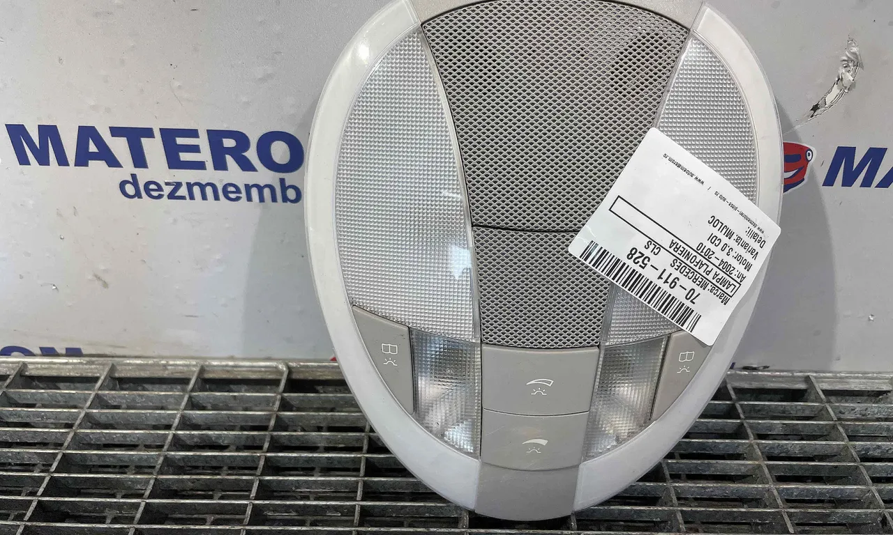LAMPA PLAFONIERA MERCEDES CLS 2004-2011