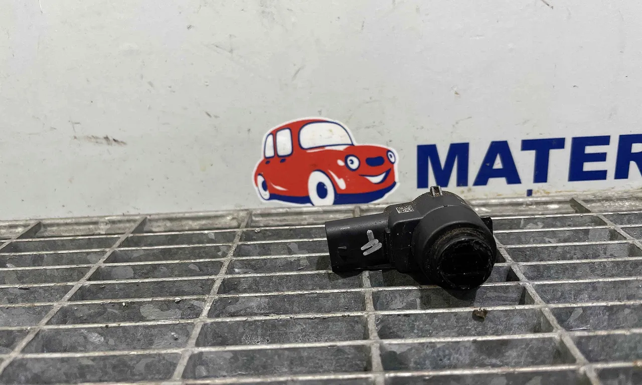 SENZOR PARCARE FATA MERCEDES CLS 2004-2011