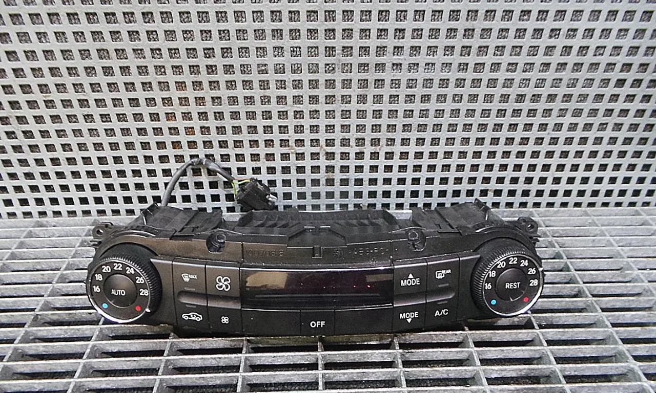 TABLOU COMANDA INCALZIRE MERCEDES CLS 2004-2011