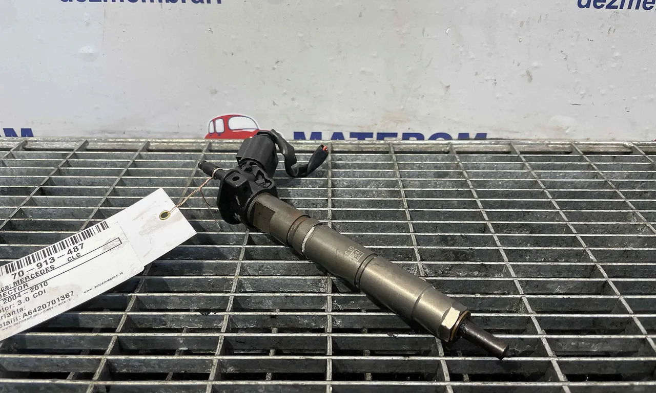 INJECTOR MERCEDES CLS 2004-2011