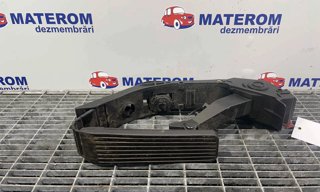 PEDALA ACCELERATIE MERCEDES CLS 2004-2011