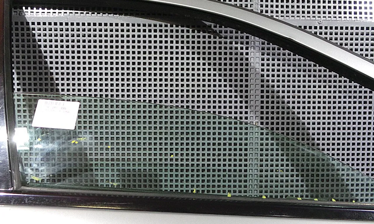 GEAM FATA DREAPTA MERCEDES E-CLASS 2003-2009