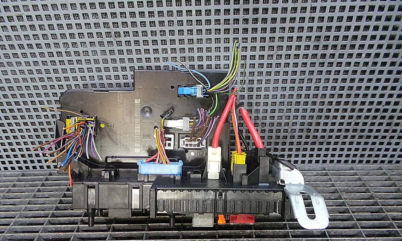 MODUL CONFORT MERCEDES E-CLASS 2009-2016