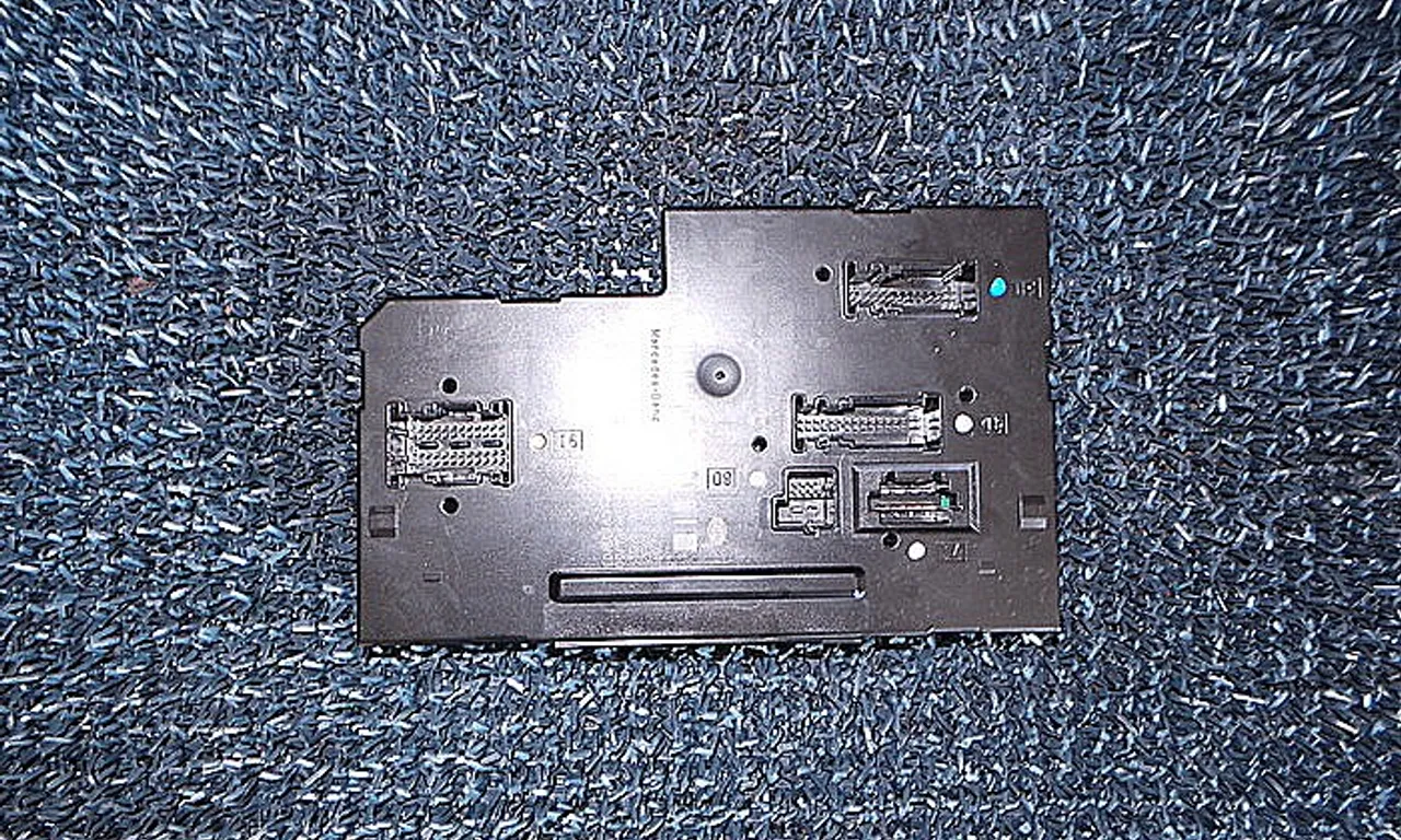 MODUL CONFORT MERCEDES E-CLASS 2009-2016