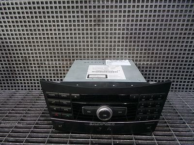 RADIO CD MERCEDES E-CLASS 2009-2016, vedere frontata