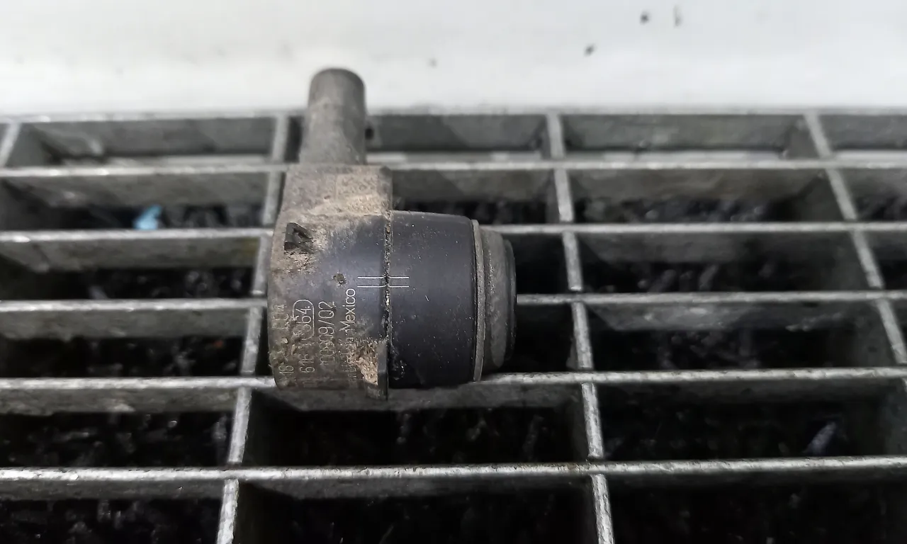 SENZOR PARCARE SPATE MERCEDES E-CLASS 2009-2016