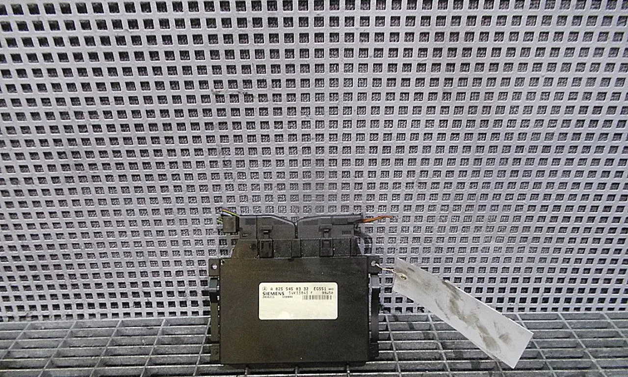 CALCULATOR CUTIE VITEZE MERCEDES E-CLASS 1995-2003
