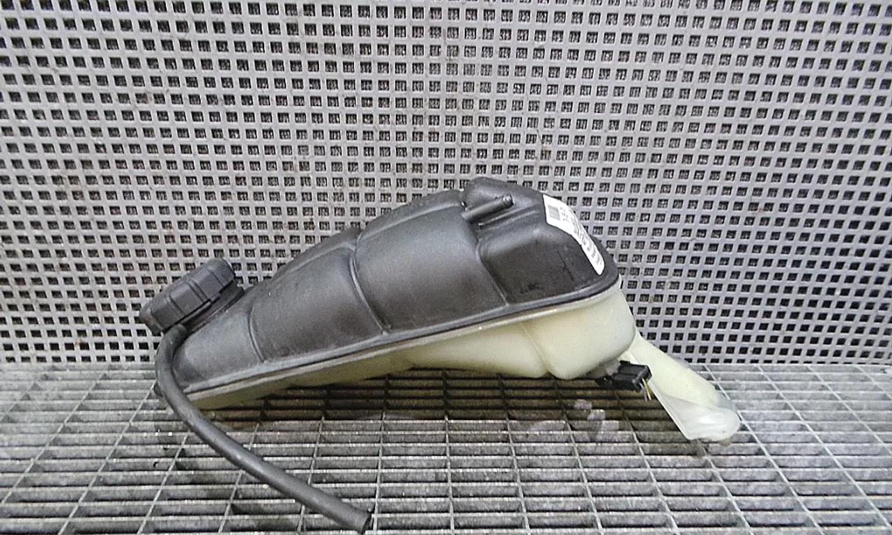 VAS EXPANSIUNE MERCEDES E-CLASS 1995-2003