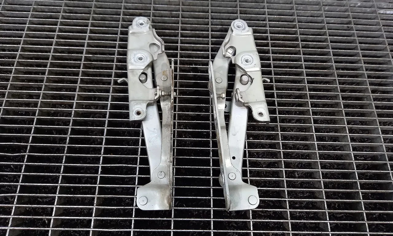 BALAMALE CAPOTA FATA MERCEDES E-CLASS 2002-2009