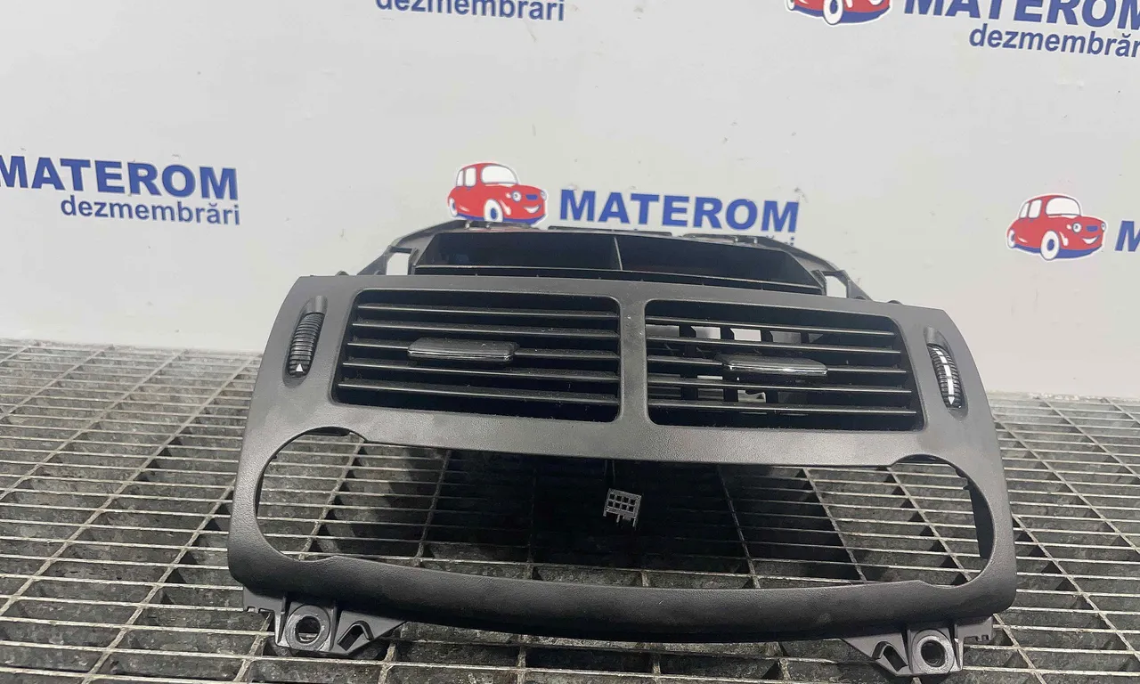 GRILA BORD MERCEDES E-CLASS 2002-2009