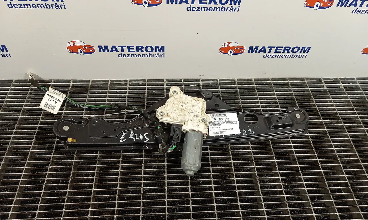 MACARA USA SPATE DREAPTA MERCEDES E-CLASS 2002-2009