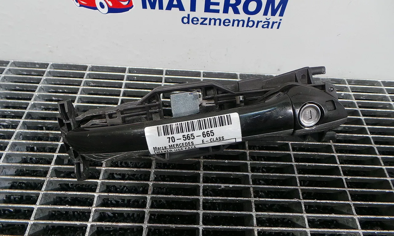 MANER USA FATA DREAPTA MERCEDES E-CLASS 2002-2009