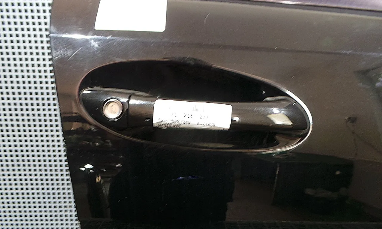 MANER USA FATA DREAPTA MERCEDES E-CLASS 2002-2009