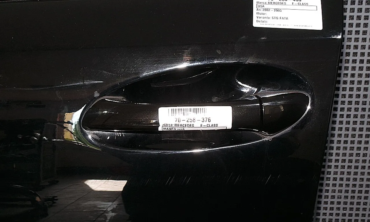 MANER USA FATA STANGA MERCEDES E-CLASS 2002-2009