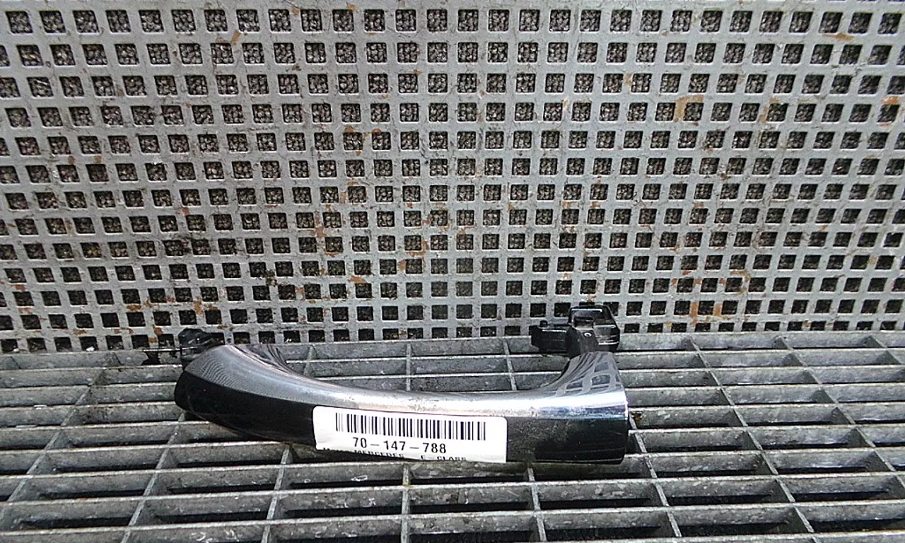 MANER USA SPATE STANGA MERCEDES E-CLASS 2002-2009