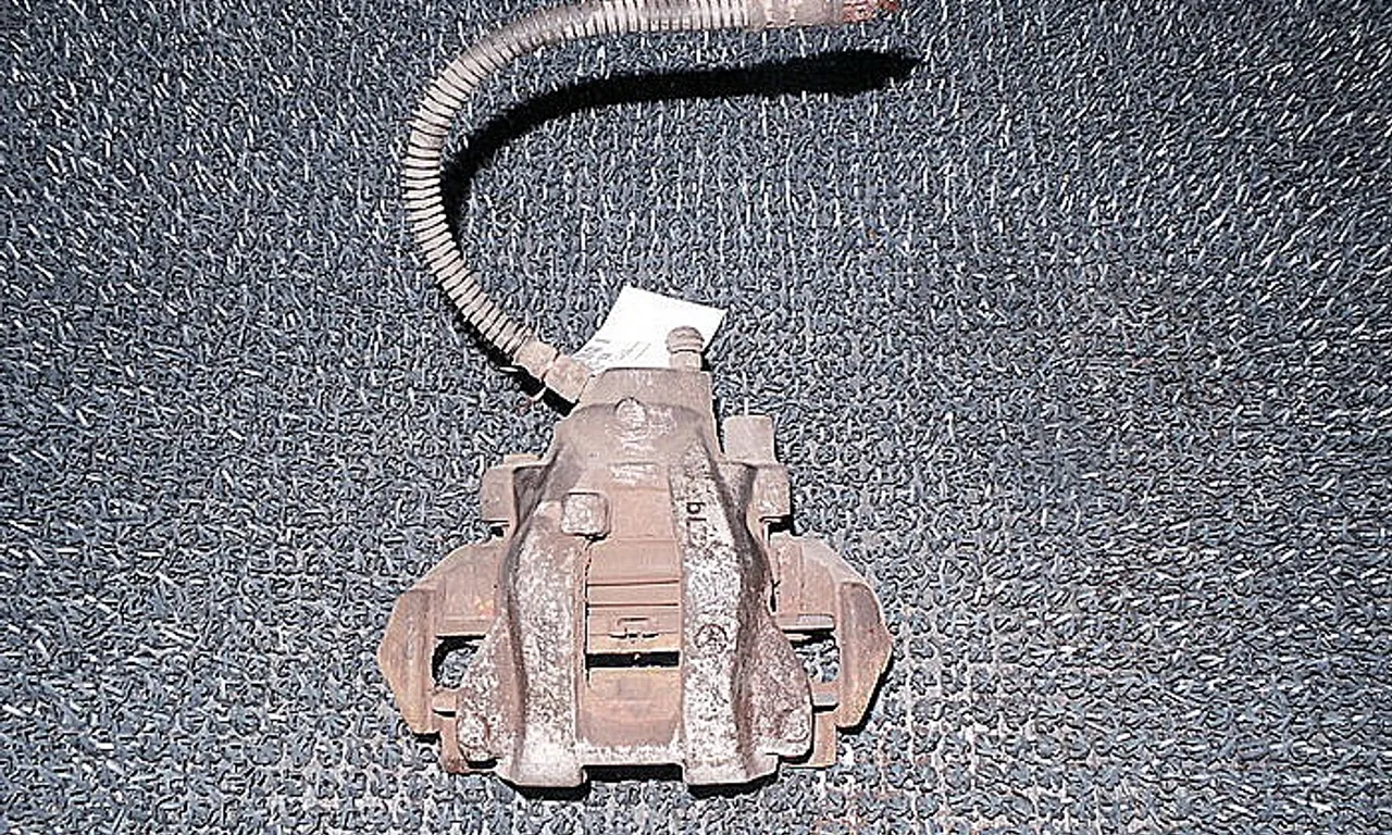 ETRIER SPATE STANGA MERCEDES E-CLASS 2002-2009
