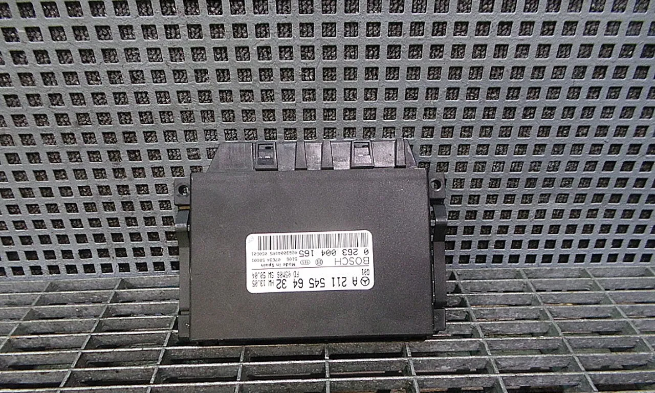 CALCULATOR CUTIE VITEZE MERCEDES E-CLASS 2002-2009