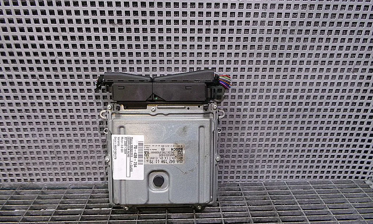 CALCULATOR MOTOR MERCEDES E-CLASS 2002-2009