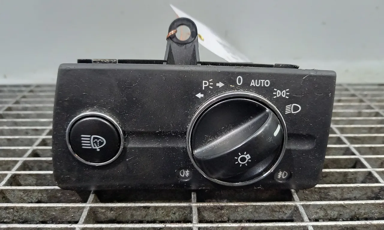 INTRERUPATOR LUMINI MERCEDES E-CLASS 2002-2009