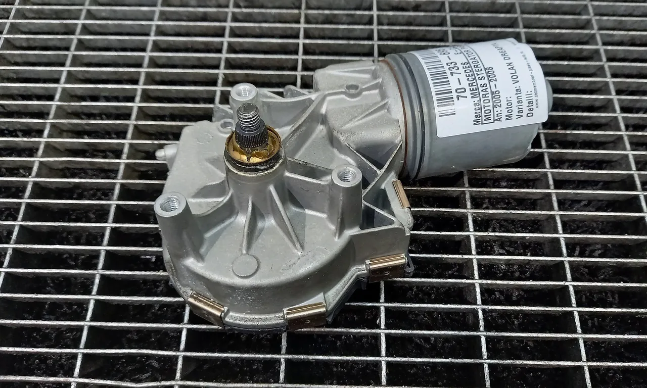 MOTORAS STERGATOR PARBRIZ MERCEDES E-CLASS 2002-2009