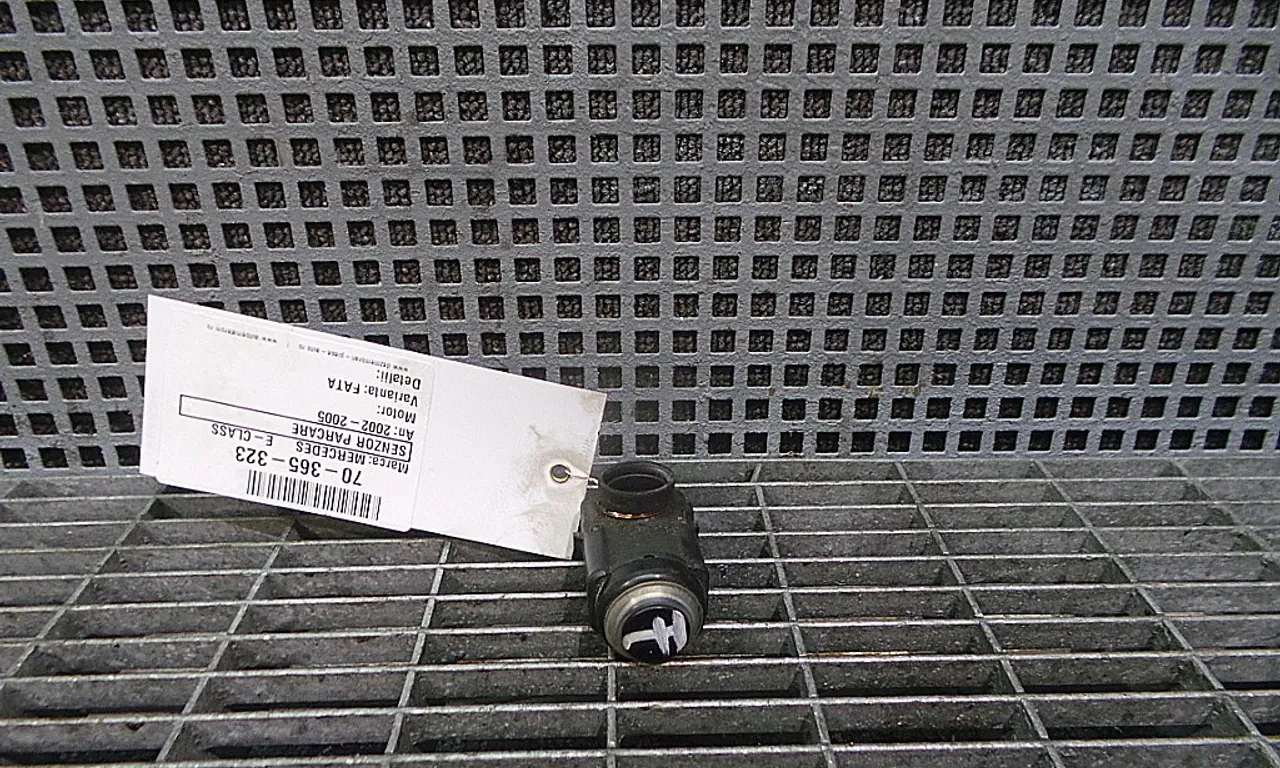SENZOR PARCARE FATA MERCEDES E-CLASS 2002-2009