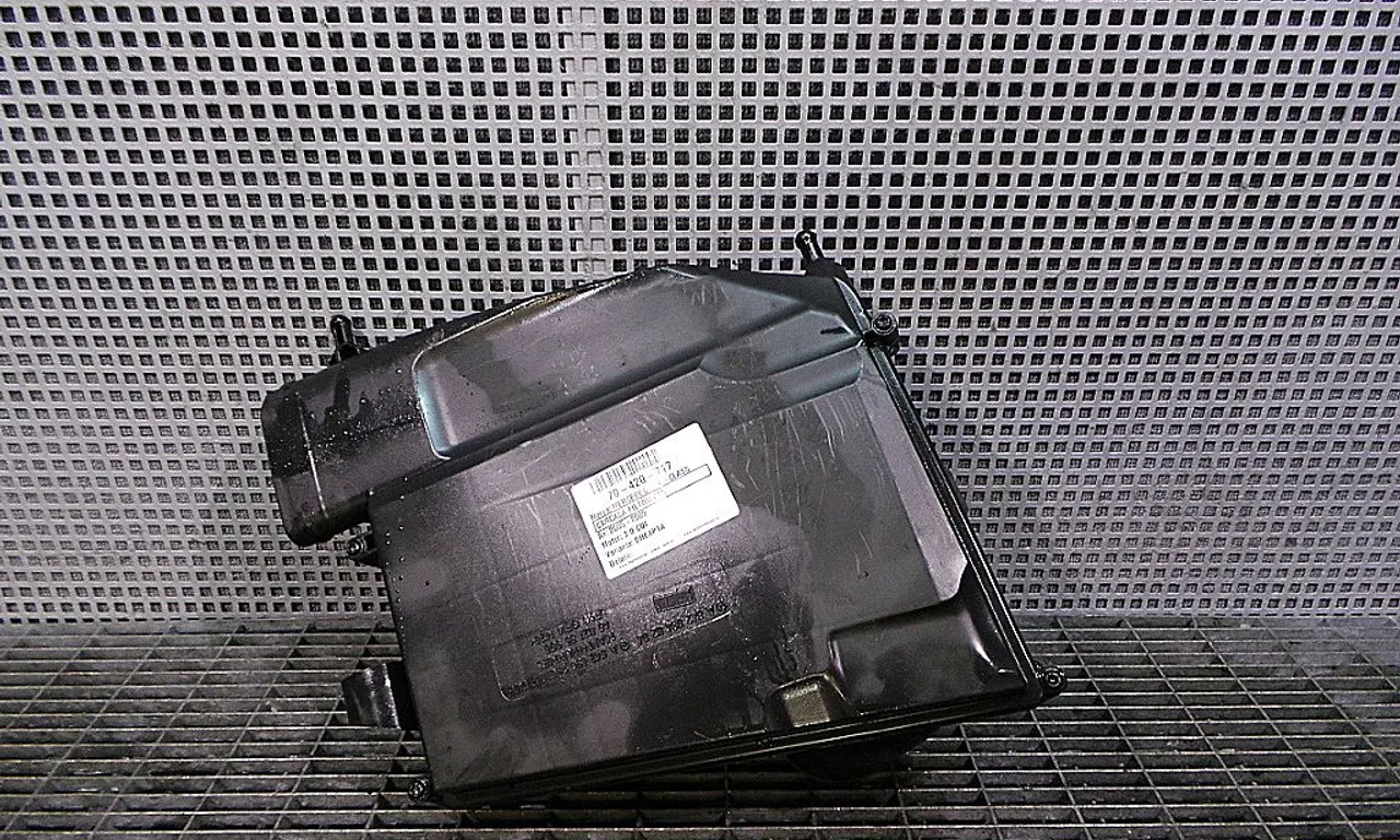 CARCASA FILTRU AER MERCEDES E-CLASS 2002-2009