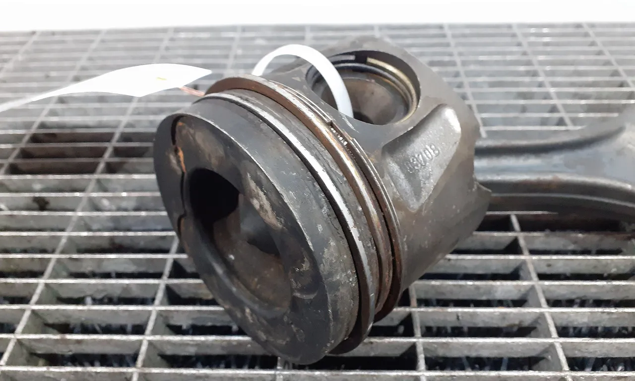 PISTON MERCEDES E-CLASS 2002-2009