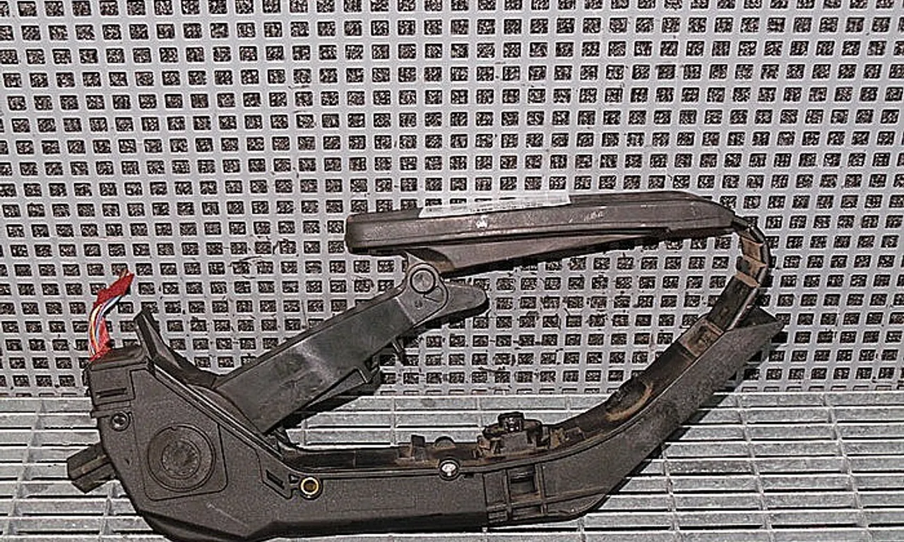 PEDALA ACCELERATIE MERCEDES E-CLASS 2002-2009