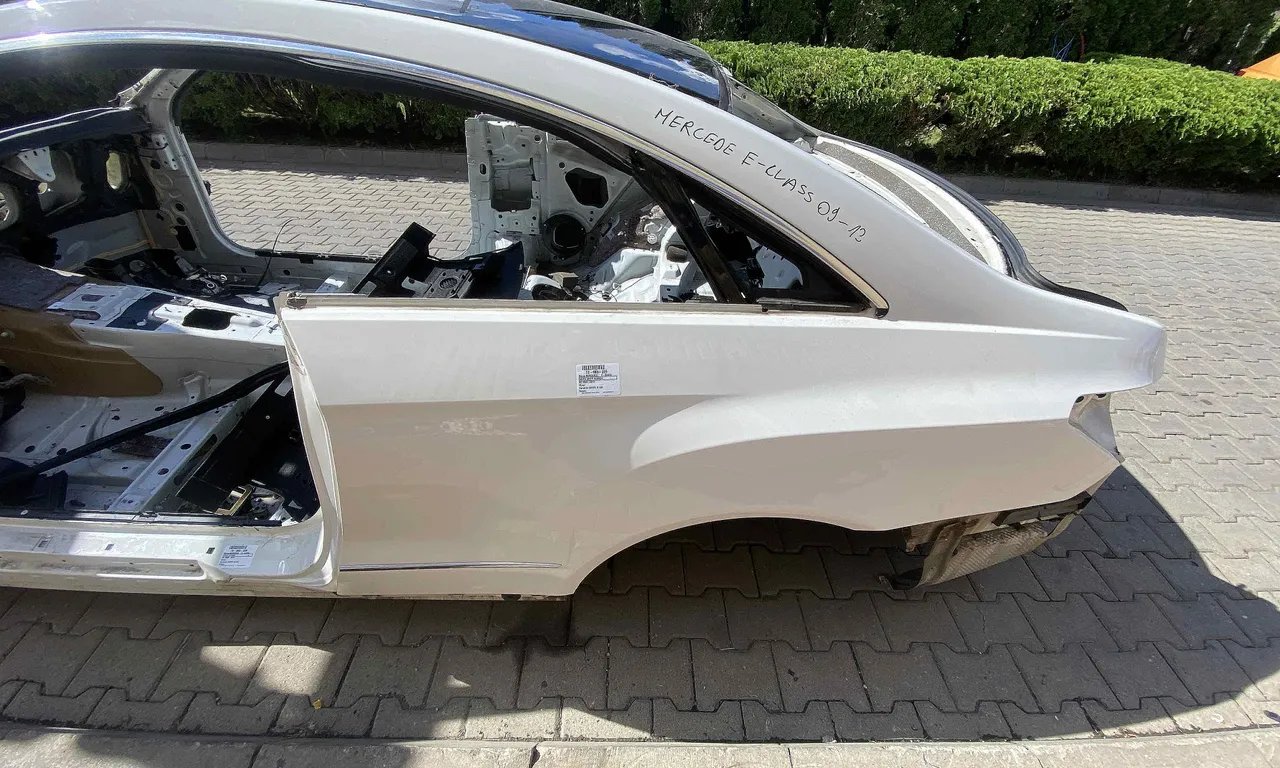 ARIPA SPATE STANGA MERCEDES E-CLASS 2009-2016
