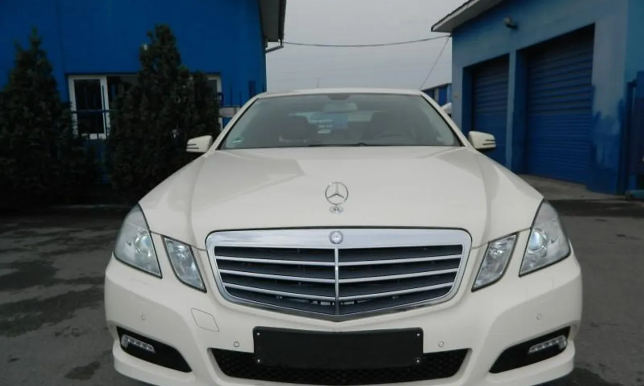 Grila bara fata MERCEDES E-CLASS 2009-2016