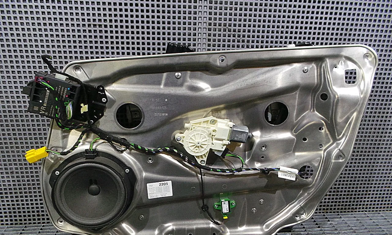 MACARA USA FATA DREAPTA MERCEDES E-CLASS 2009-2016
