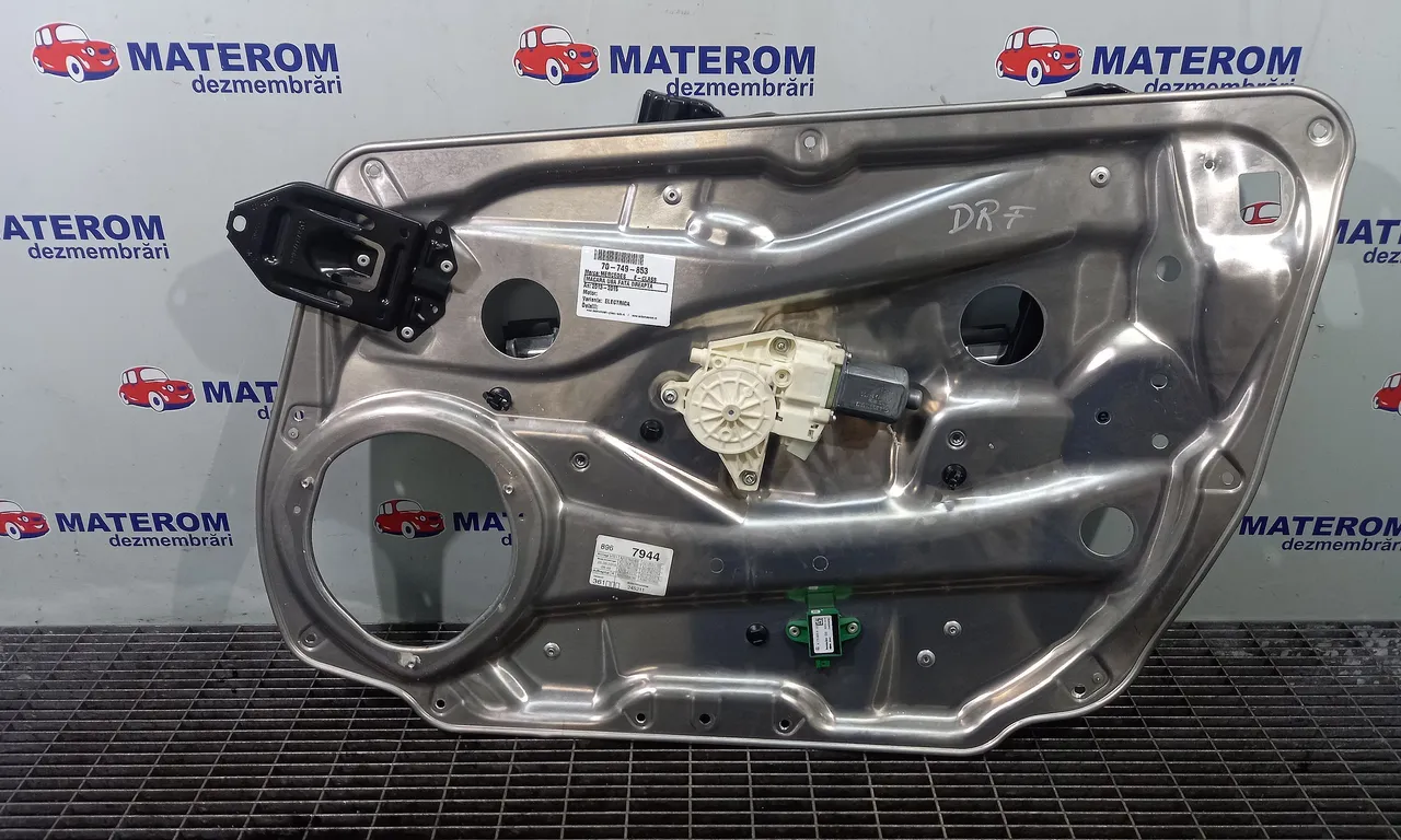 MACARA USA FATA DREAPTA MERCEDES E-CLASS 2009-2016