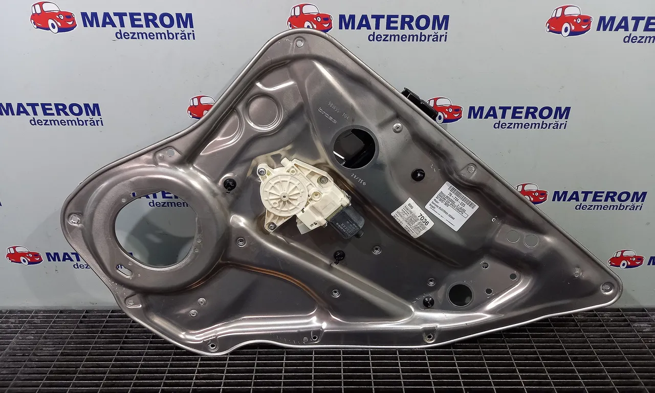 MACARA USA SPATE DREAPTA MERCEDES E-CLASS 2009-2016