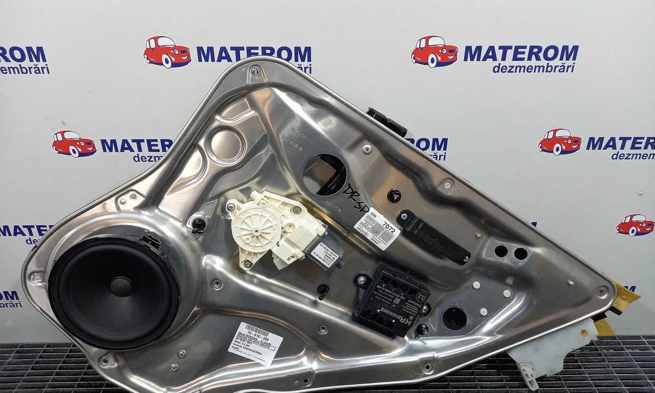 MACARA USA SPATE DREAPTA MERCEDES E-CLASS 2009-2016