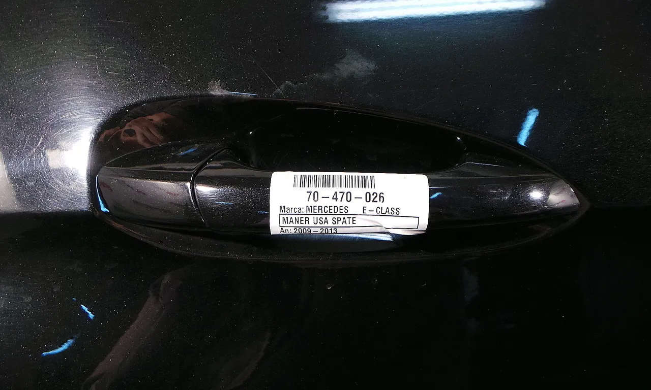 MANER USA SPATE DREAPTA MERCEDES E-CLASS 2009-2016
