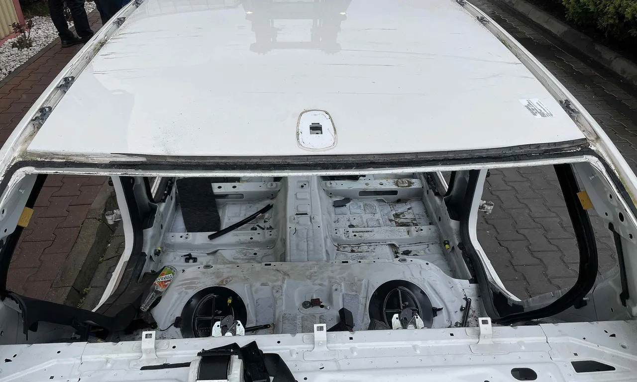 PAVILION MERCEDES E-CLASS 2009-2016