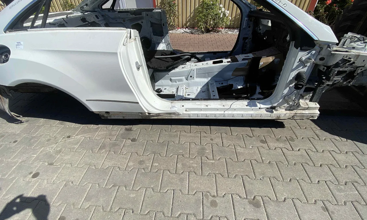 PRAG DREAPTA MERCEDES E-CLASS 2009-2016